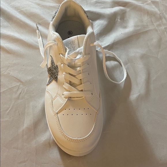White Athletic Sneakers with Silver Glitter Star - Picture 8 of 8